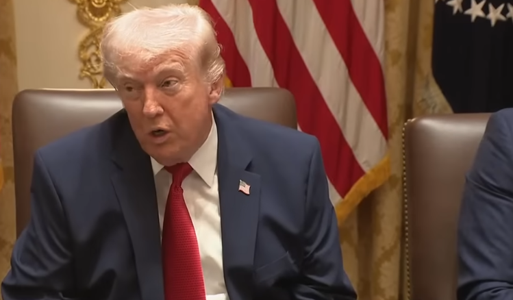 Trump Approval Rating Is Falling Fast – Gas Prices and Iran Are the Reason Trump approval rating