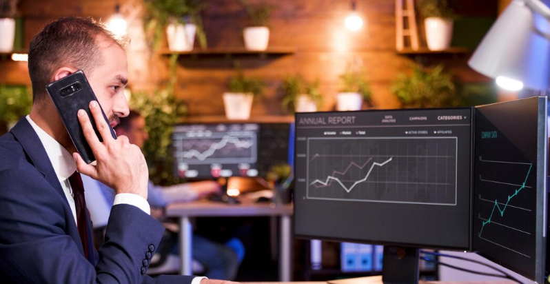 SPY Stock Price Is Climbing Again — But Is the Market Getting Ahead of Itself? Spy stock price