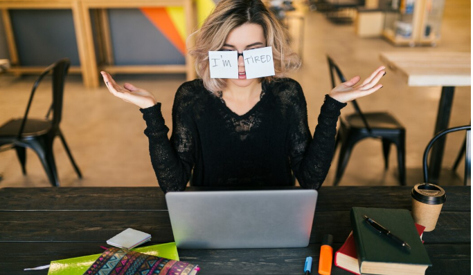 The Freelance Paradox – Higher Rates, Fewer Gigs, and Rising Anxiety The Freelance Paradox: Higher Rates, Fewer Gigs, and Rising Anxiety