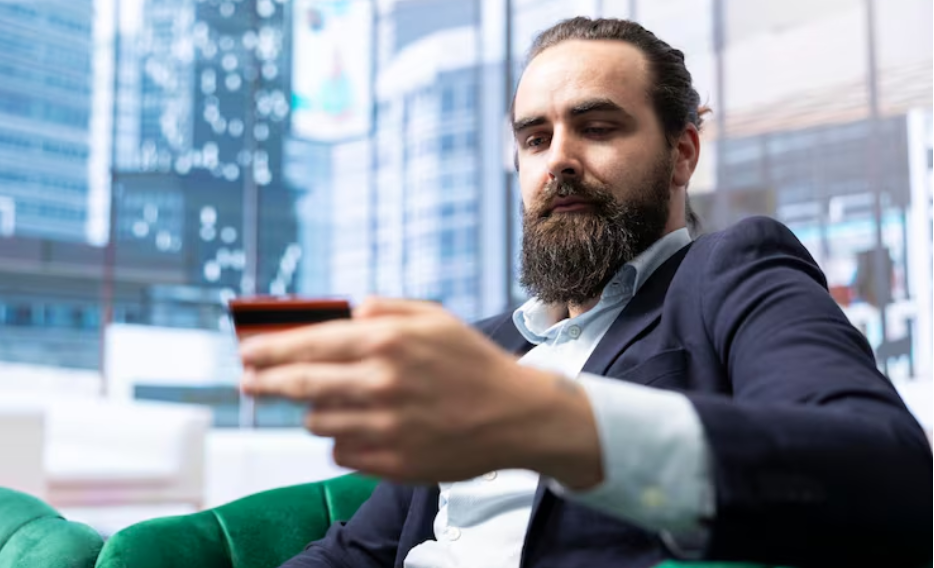 Unbanking the Banked: Why a Radical Fringe is Reverting to Cash in a Digital World Unbanking the Banked